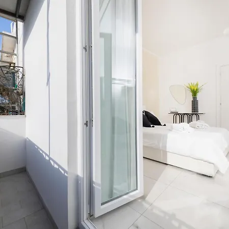 A Due Passi Apartment *