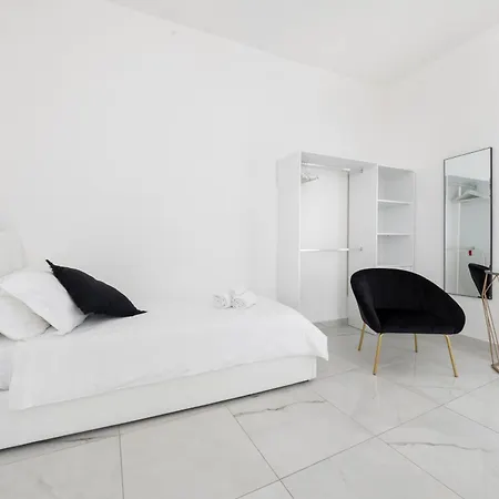 A Due Passi Apartment Capri