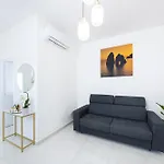 A Due Passi Apartment